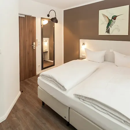 Ina Boutique 030 Hannover-city 3* Hanóver